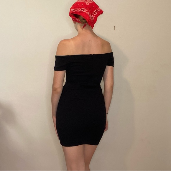 🌙🌑Black Mini Dress🌑🌙 - Picture 3 of 4